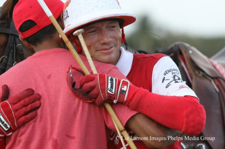 sugar-erskine-and-groom